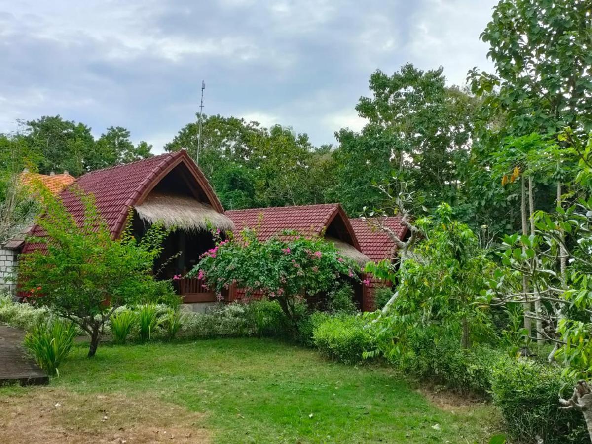 Bougainvillea Bungalow Batumadeg Kültér fotó