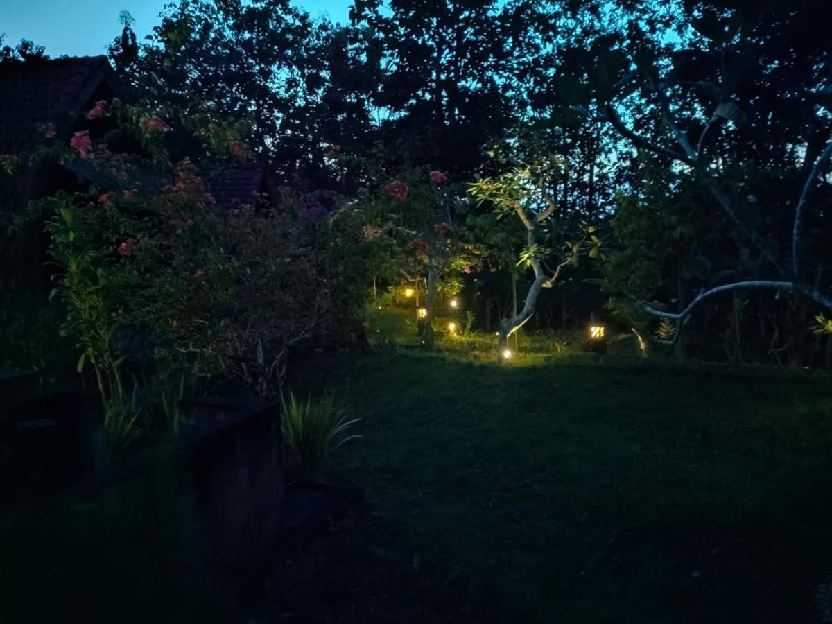 Bougainvillea Bungalow Batumadeg Kültér fotó