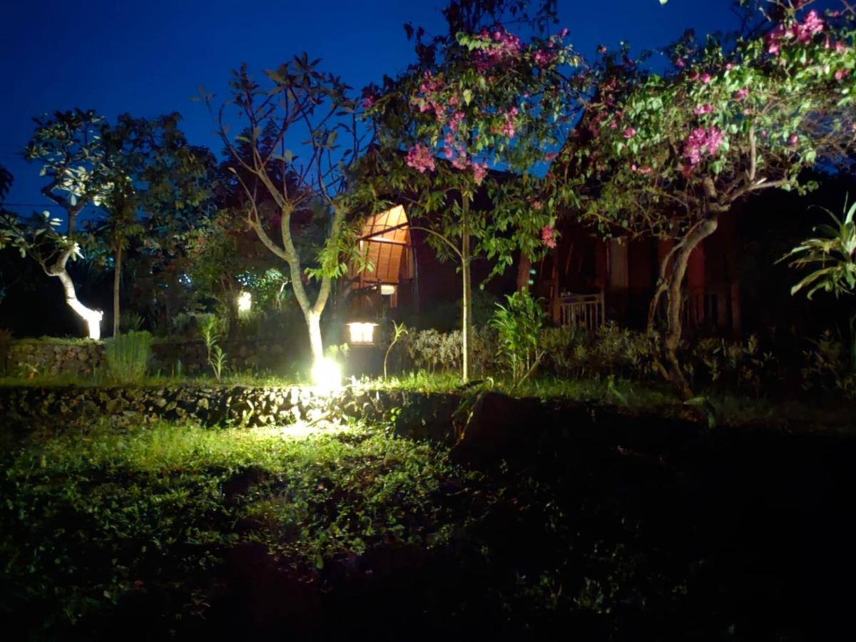 Bougainvillea Bungalow Batumadeg Kültér fotó